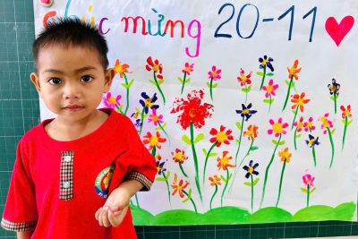 Hoạt động: Tạo hình: Bức tranh tặng cô